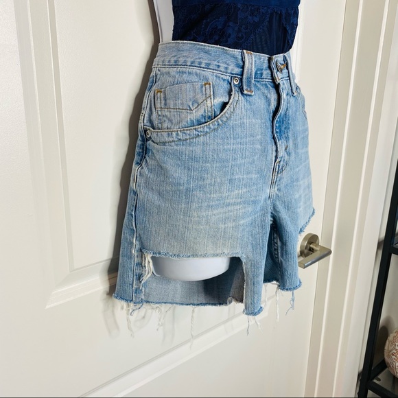 Distressed Unisex High Low Cut Out Jean Shorts 29 - Picture 6 of 12